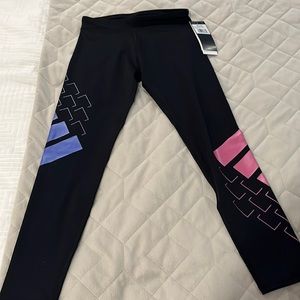 Girls adidas aeroready black pants  with flower print size 7/8 NWT